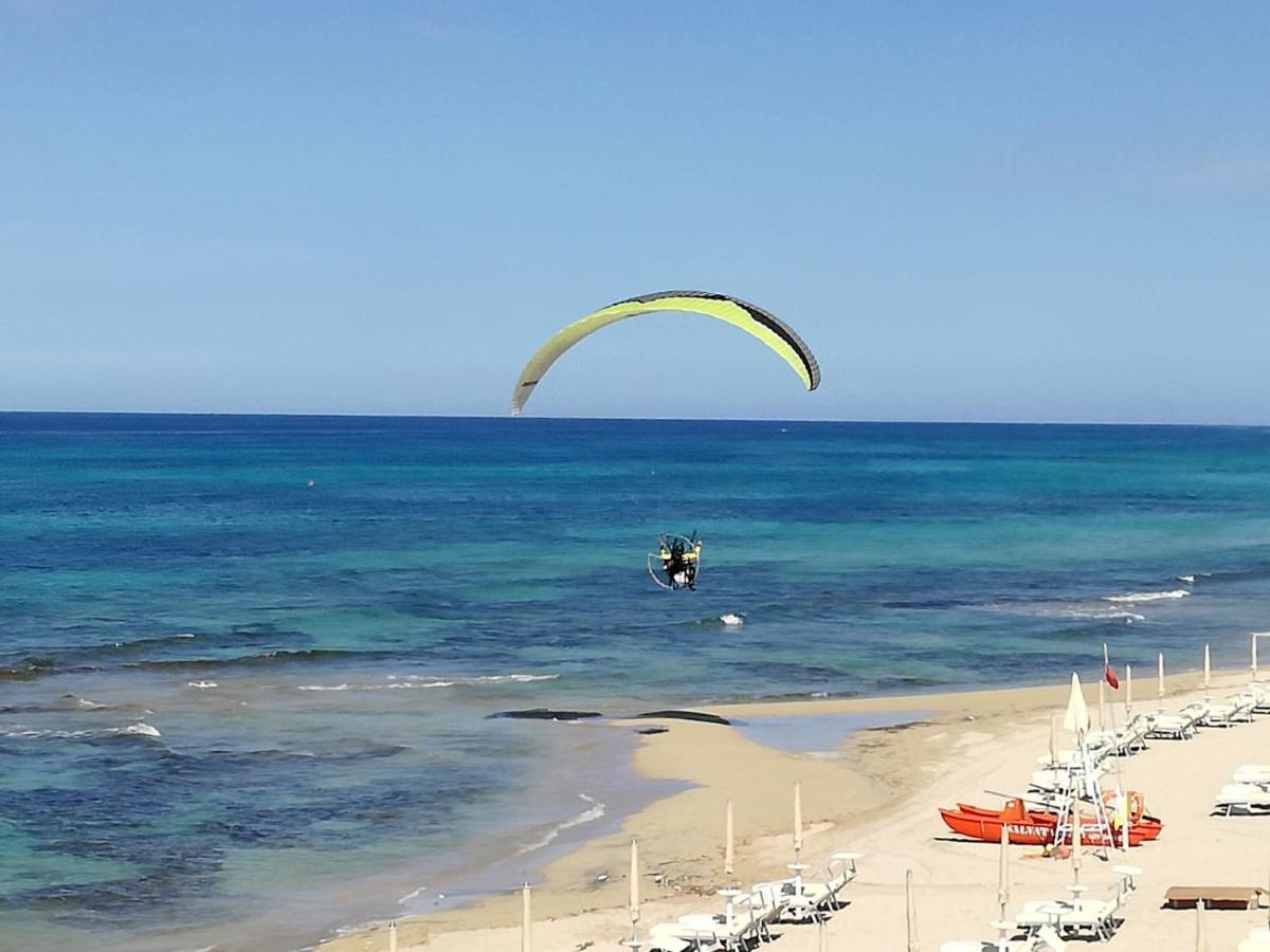Dimora Grazia In Riva Al Mare Apartment Monopoli Luaran gambar