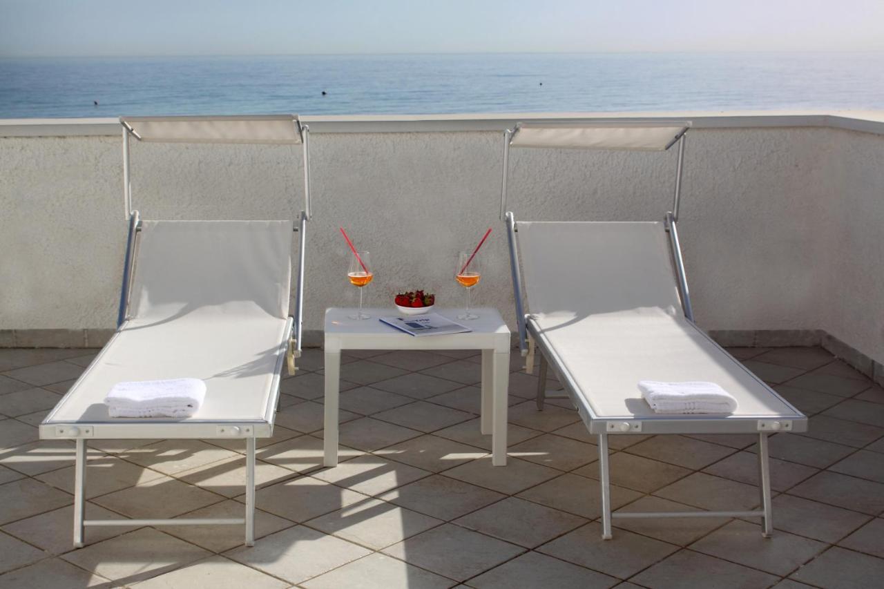 Dimora Grazia In Riva Al Mare Apartment Monopoli Luaran gambar